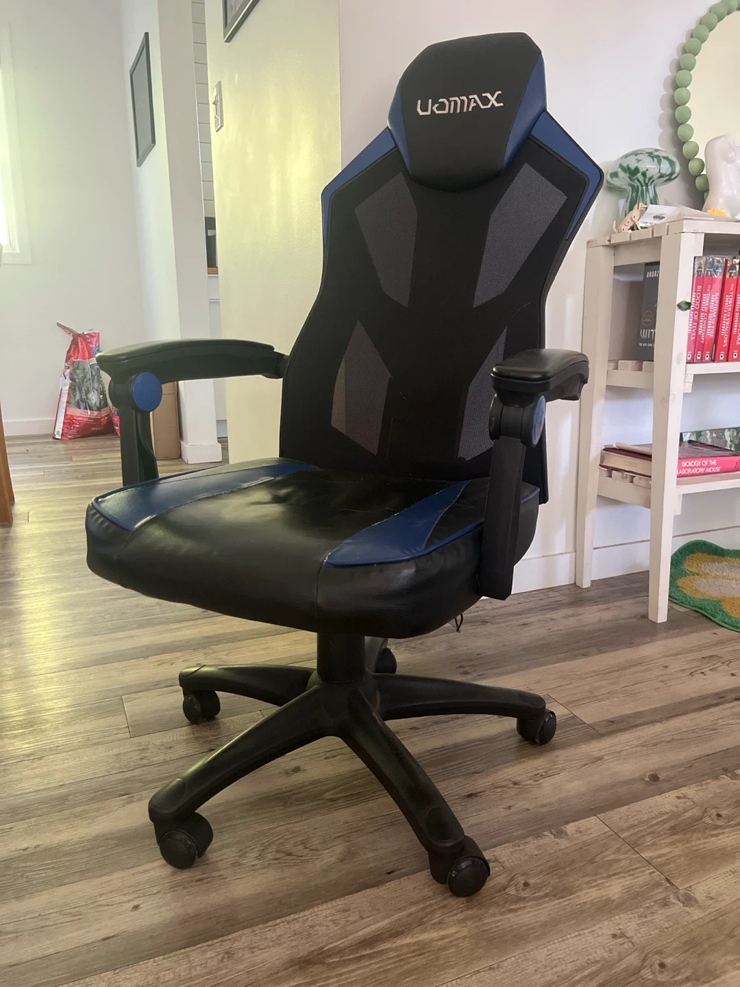 Uomax Gaming Chair - photo 2