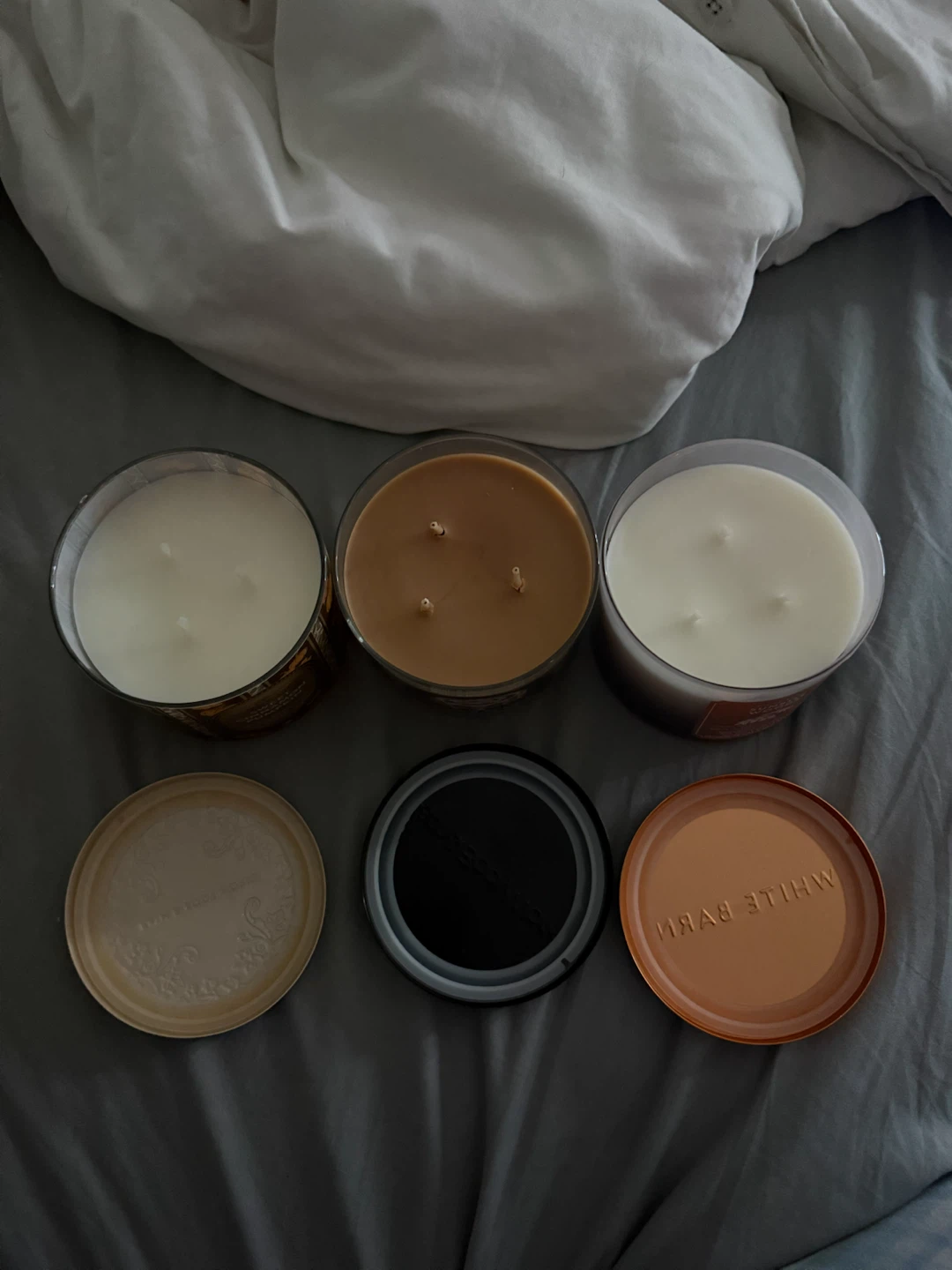 Set of 3 Bath & Body Works 3-Wick Candles - photo 2