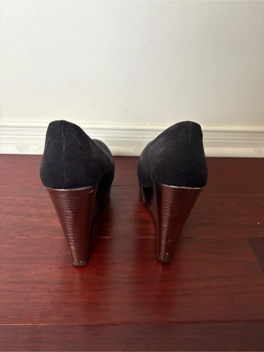Liliana Black Wedge Heels - photo 3