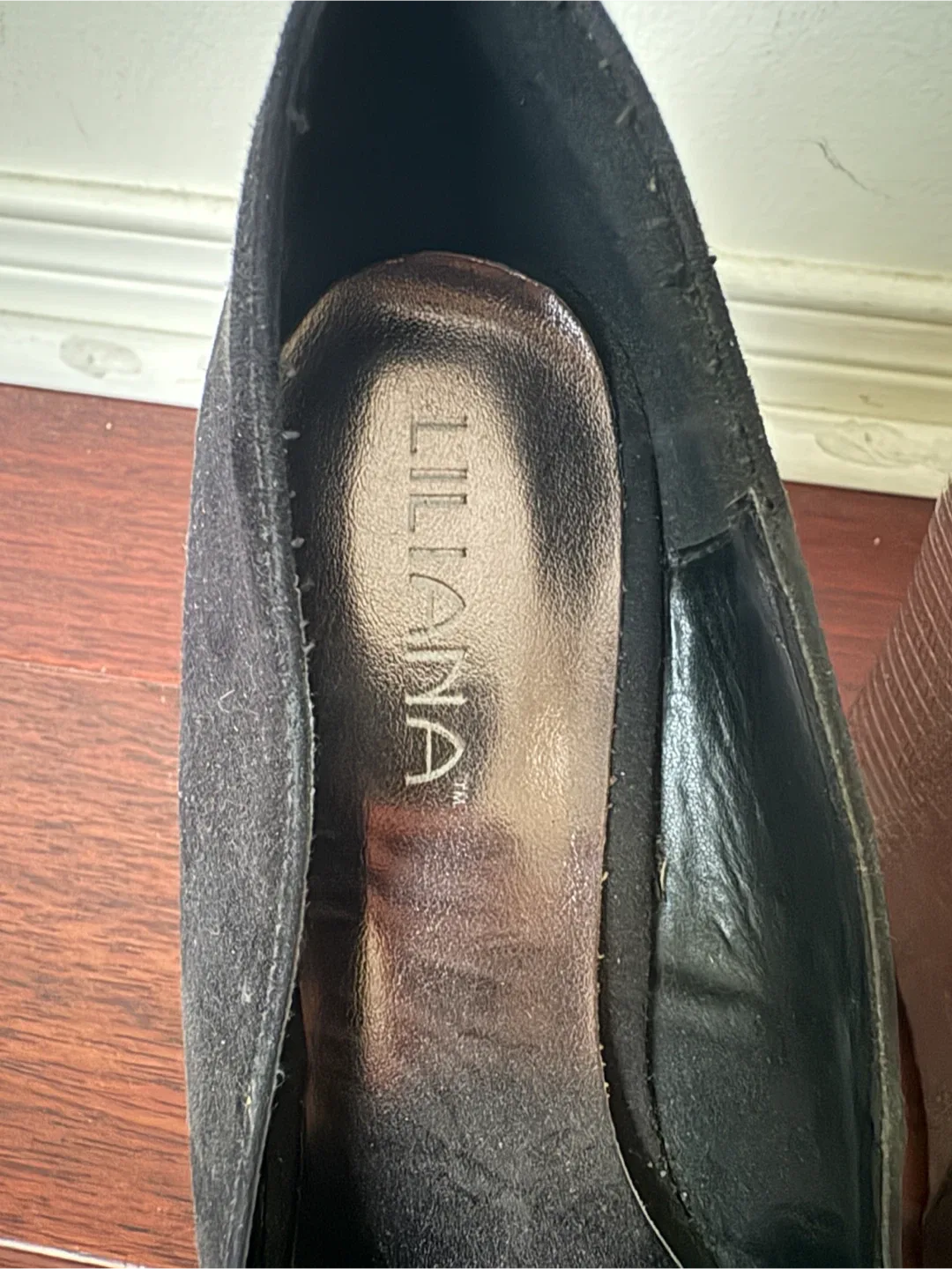 Liliana Black Wedge Heels - photo 5