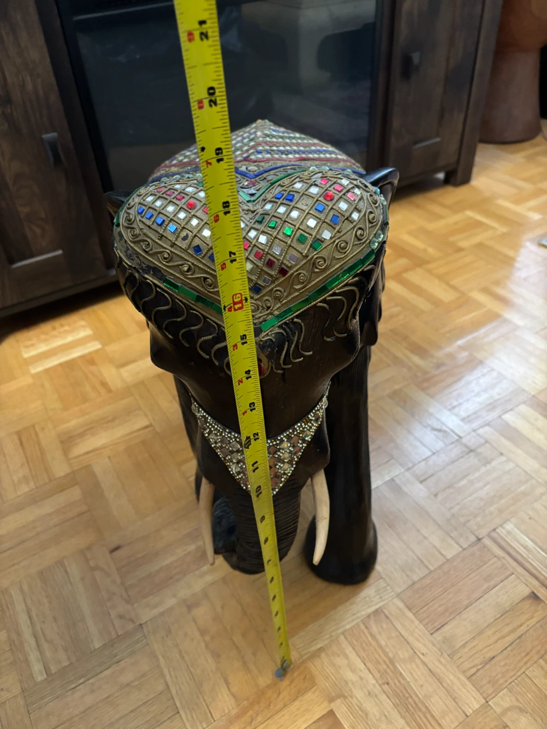 Decorative wooden elephant stool with mirror tiles - photo 3