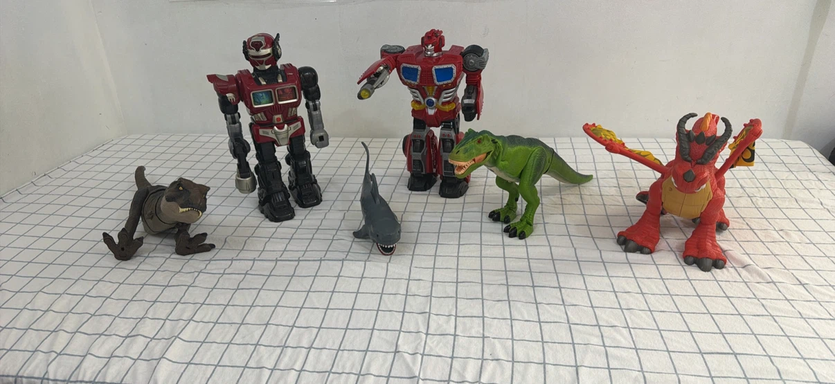 Assorted Action Figure Toy Collection - photo 4