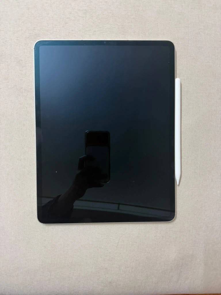 Apple ipad, cover case and pencil. - photo 3