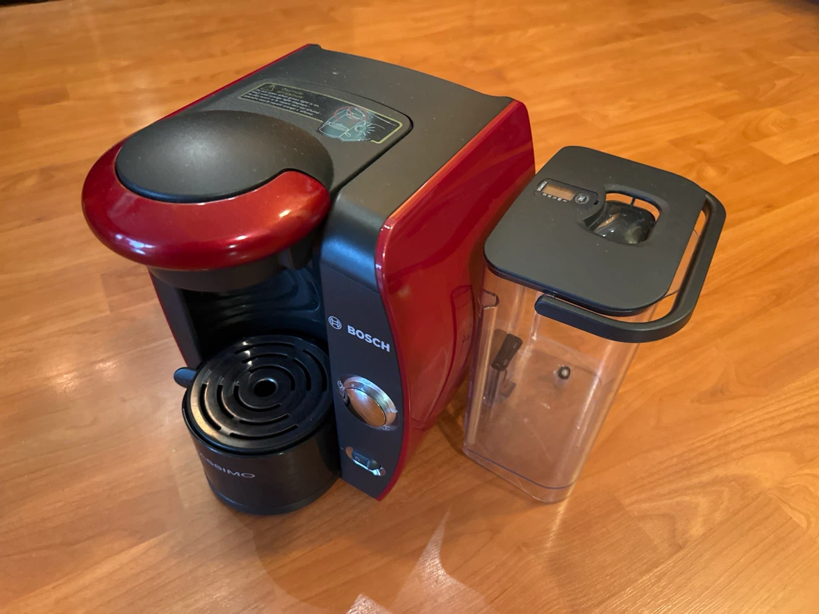 Bosch Tassimo Coffee Machine - Red