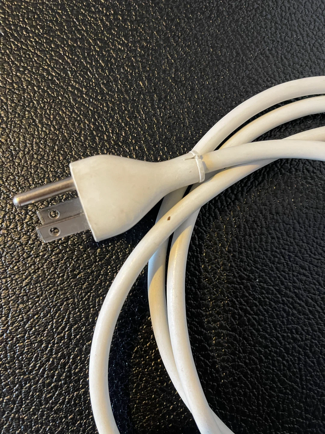 Apple MagSafe Power Adapter Cord - photo 4