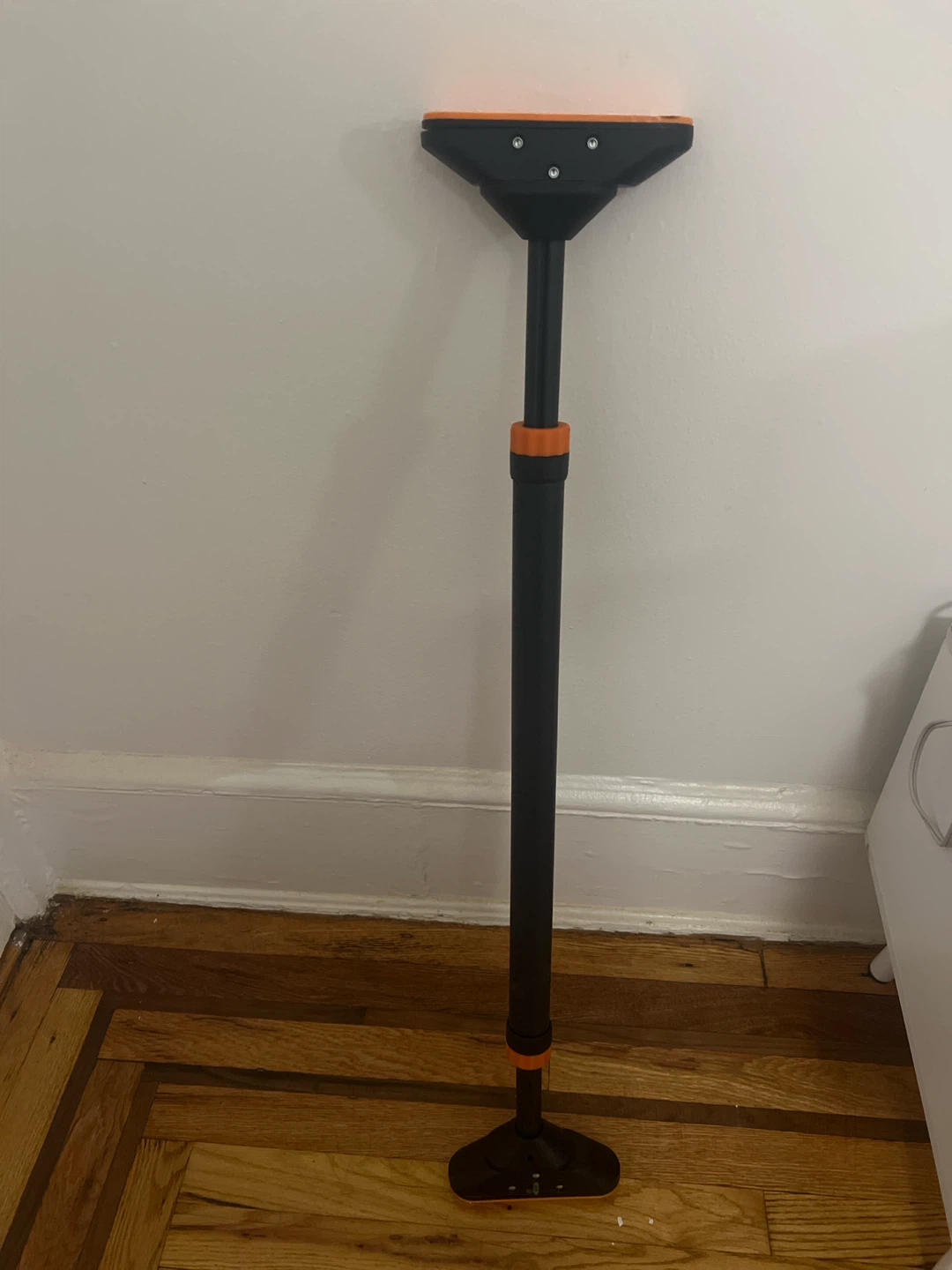 Pull Up Bar