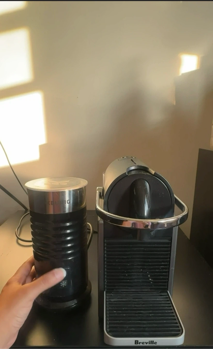 Breville Nespresso Espresso Machine and Frother - photo 2