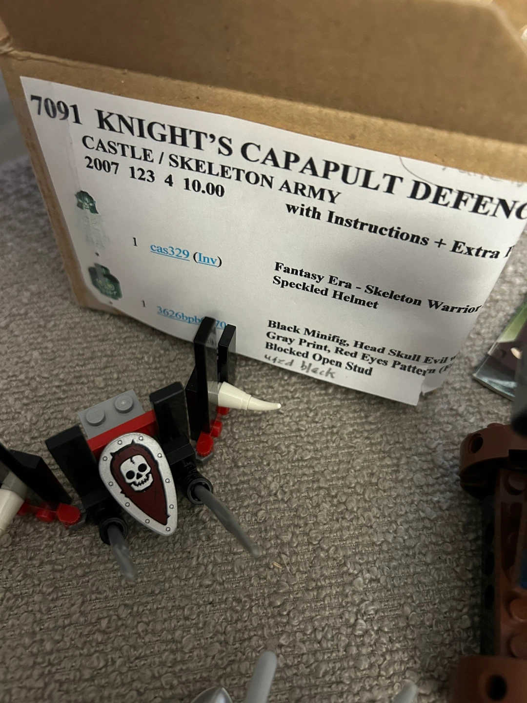 LEGO Castle Knight's Catapult Defence 7091 - photo 2