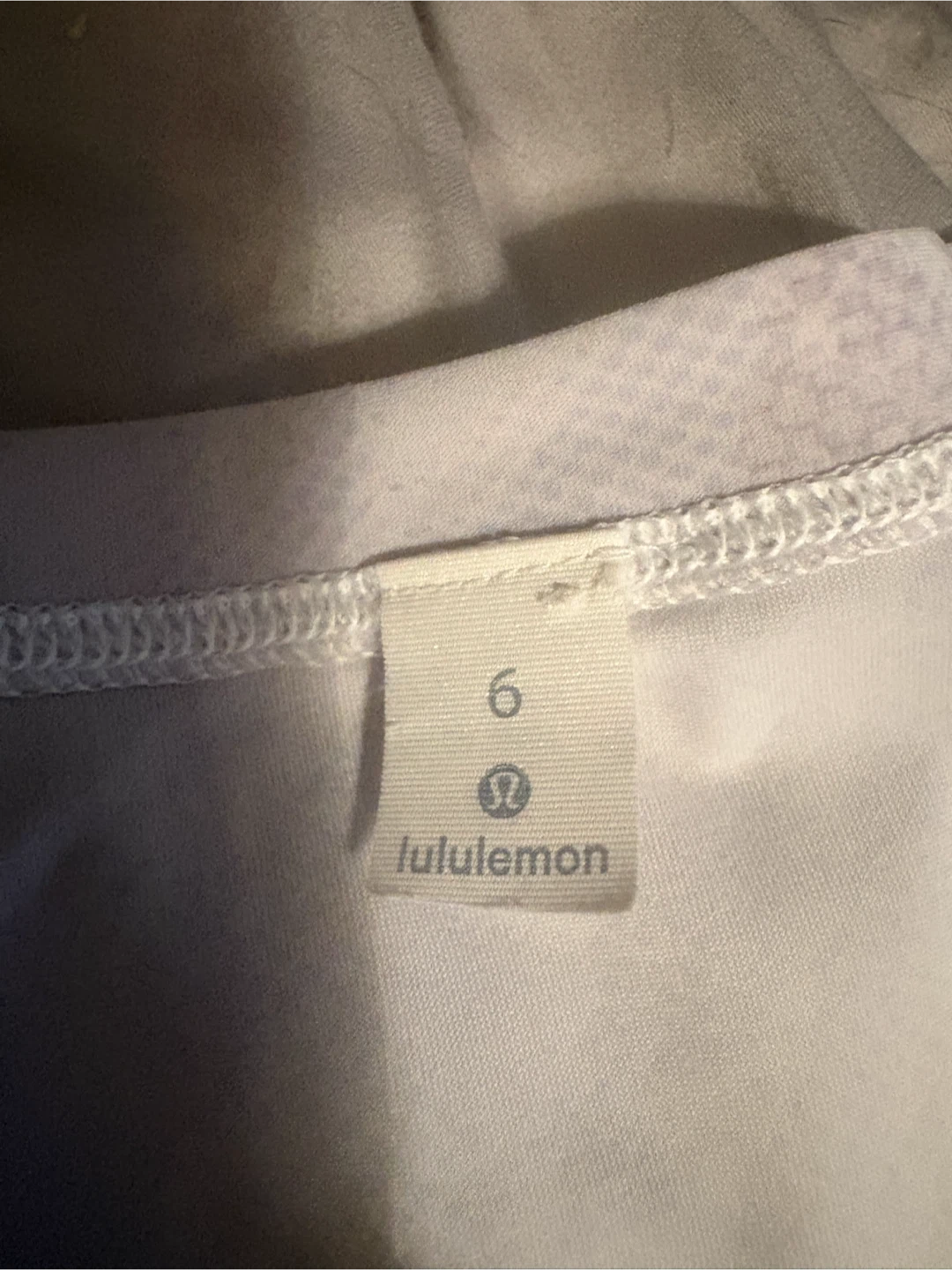 Lululemon Women's Short Sleeve Top White Size 6 - photo 2