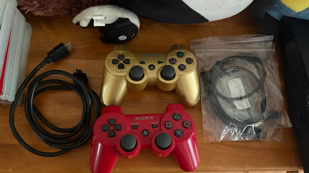 Sony PlayStation 3 Console with 2 Controllers and 6 Games - photo 4