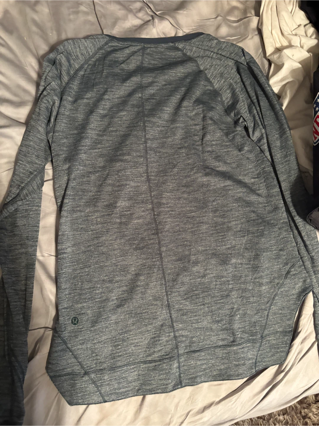 Lululemon grey long sleeve - photo 2