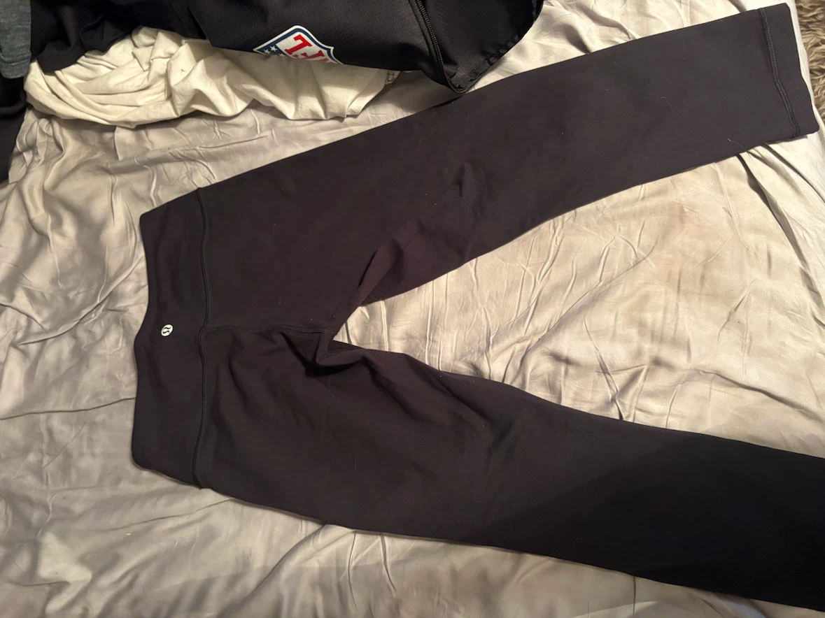 Lululemon Black Crop Leggings - photo 2