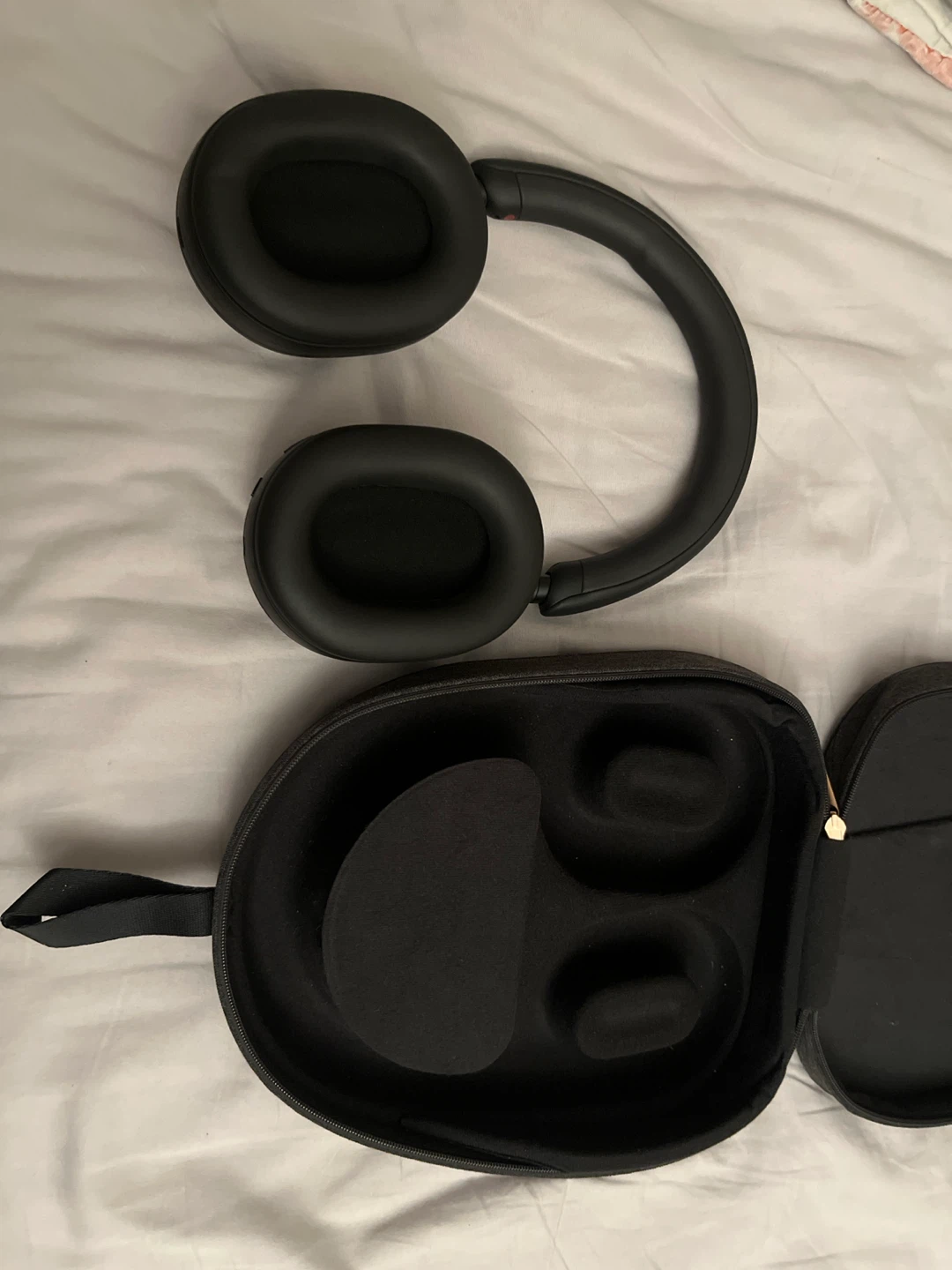 Sony WH-1000XM5 Wireless Noise Cancelling Headphones - photo 2