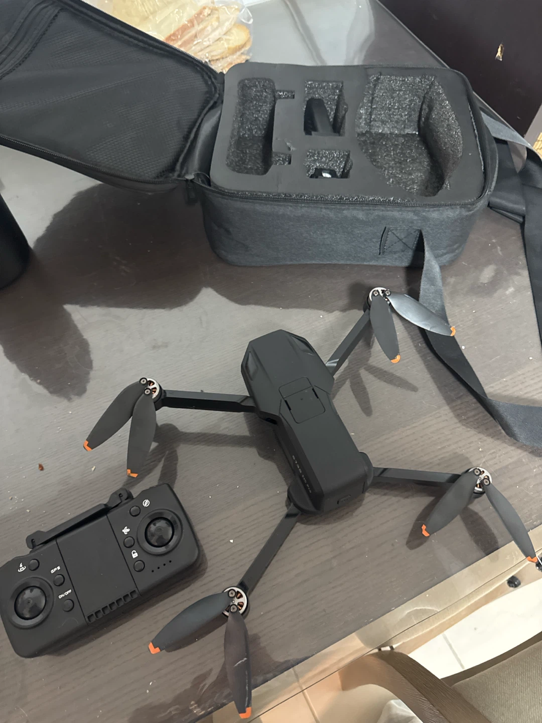 S135 EIS Pro Drone with Remote and Carrying Case - photo 2