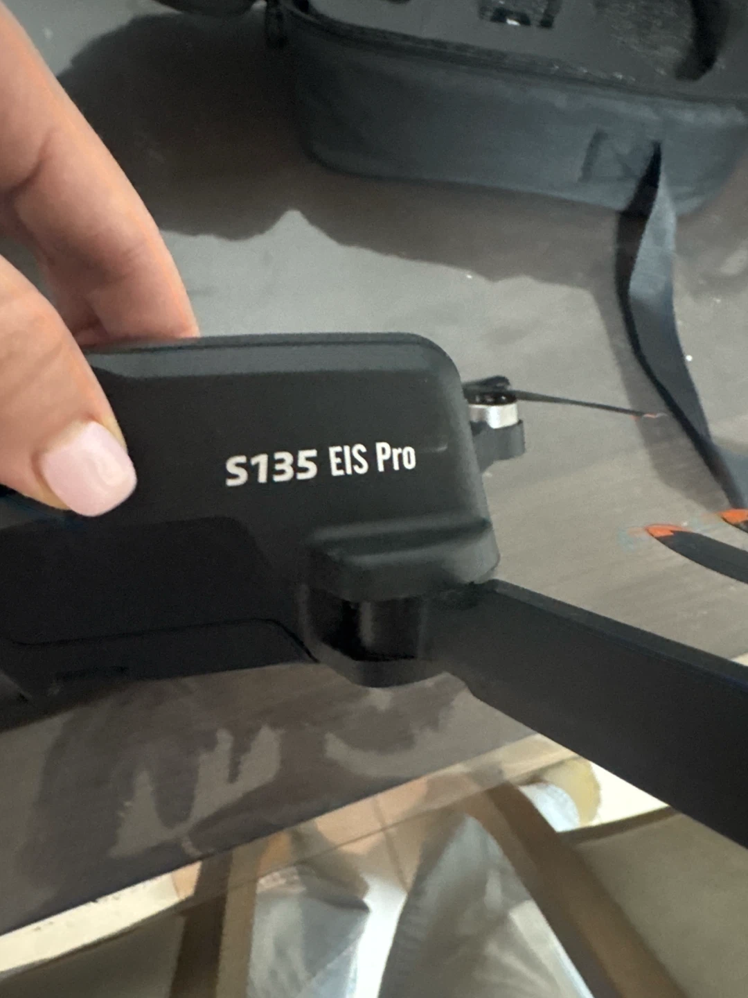 S135 EIS Pro Drone with Remote and Carrying Case - photo 4