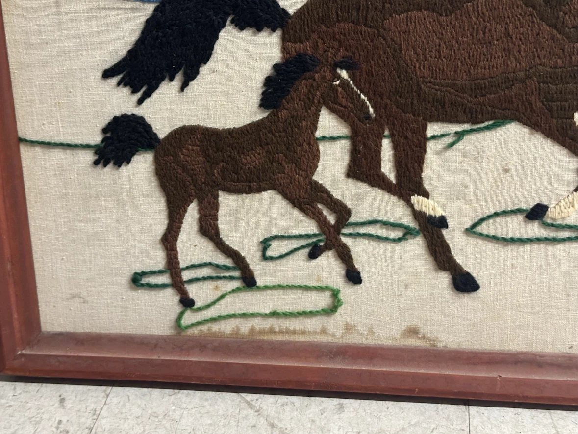 Vintage Embroidered/Yarn Artwork - photo 4