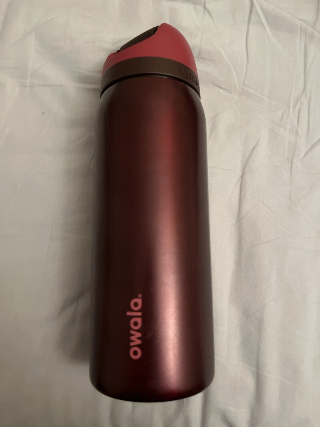 Owala FreeSip, 32-oz, Black Cherry - photo 3