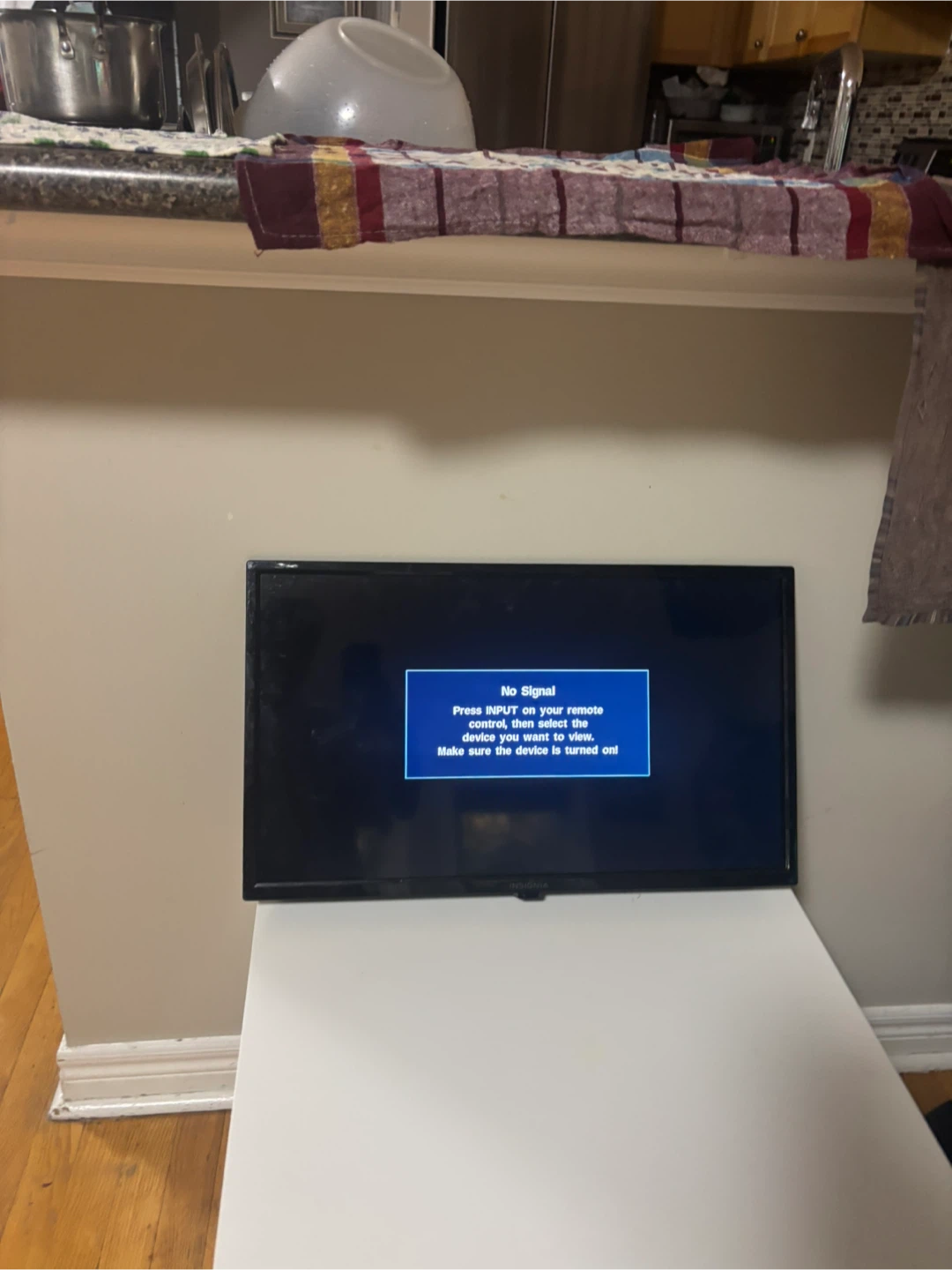 Insignia LED TV - photo 4
