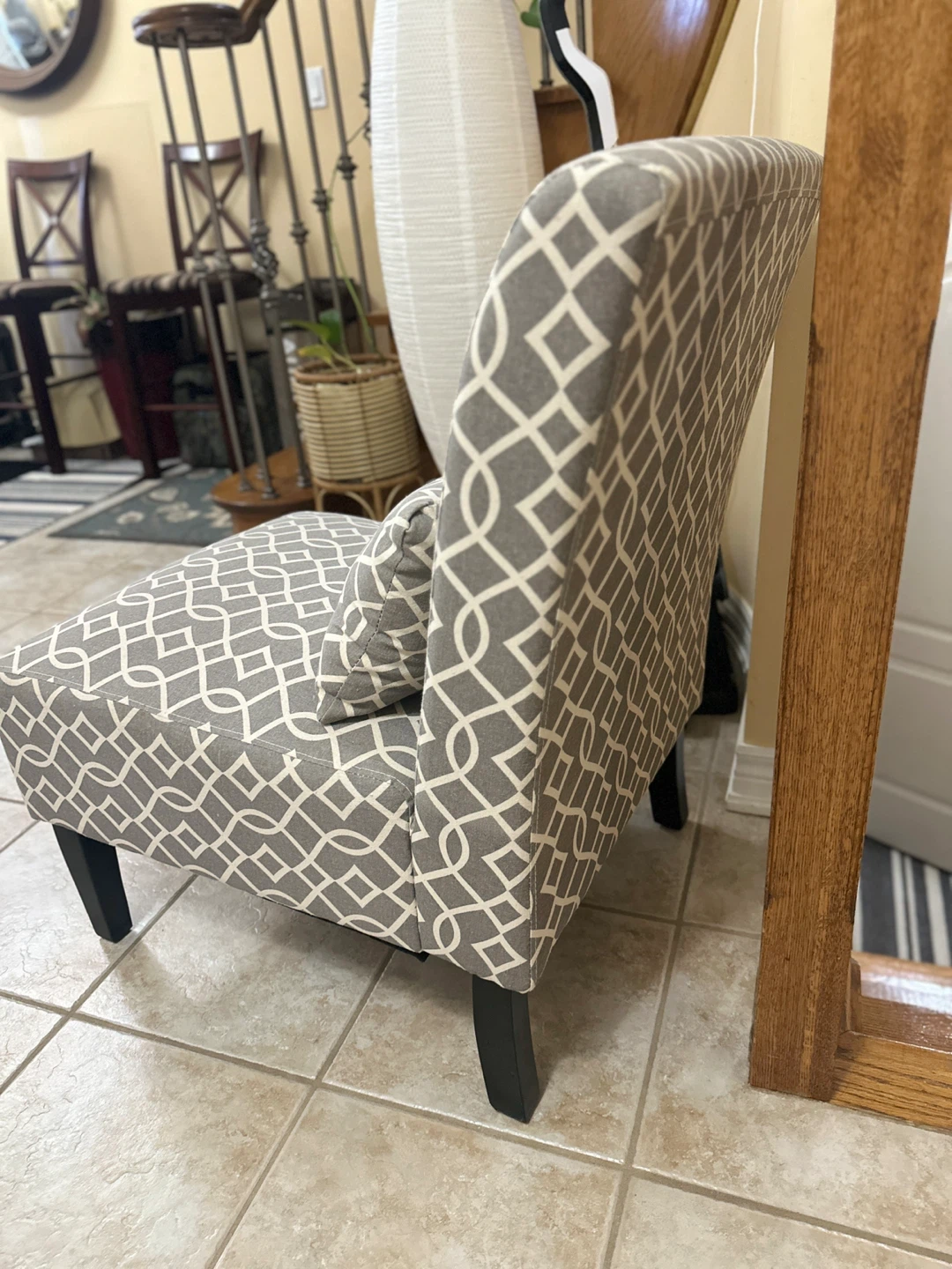 Accent chair with back cushion,foot stools - photo 4
