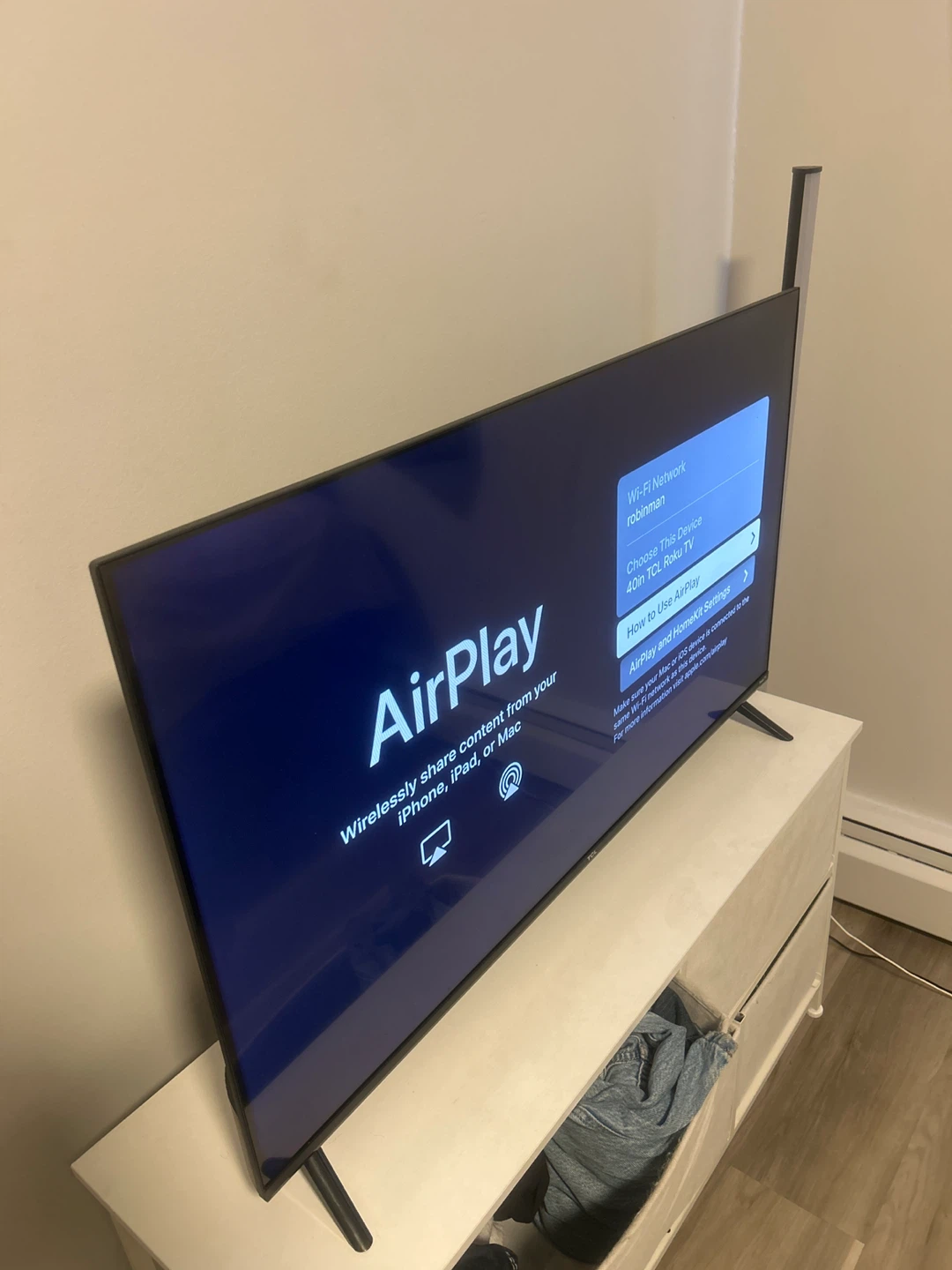 40in TCL Roku TV - photo 2