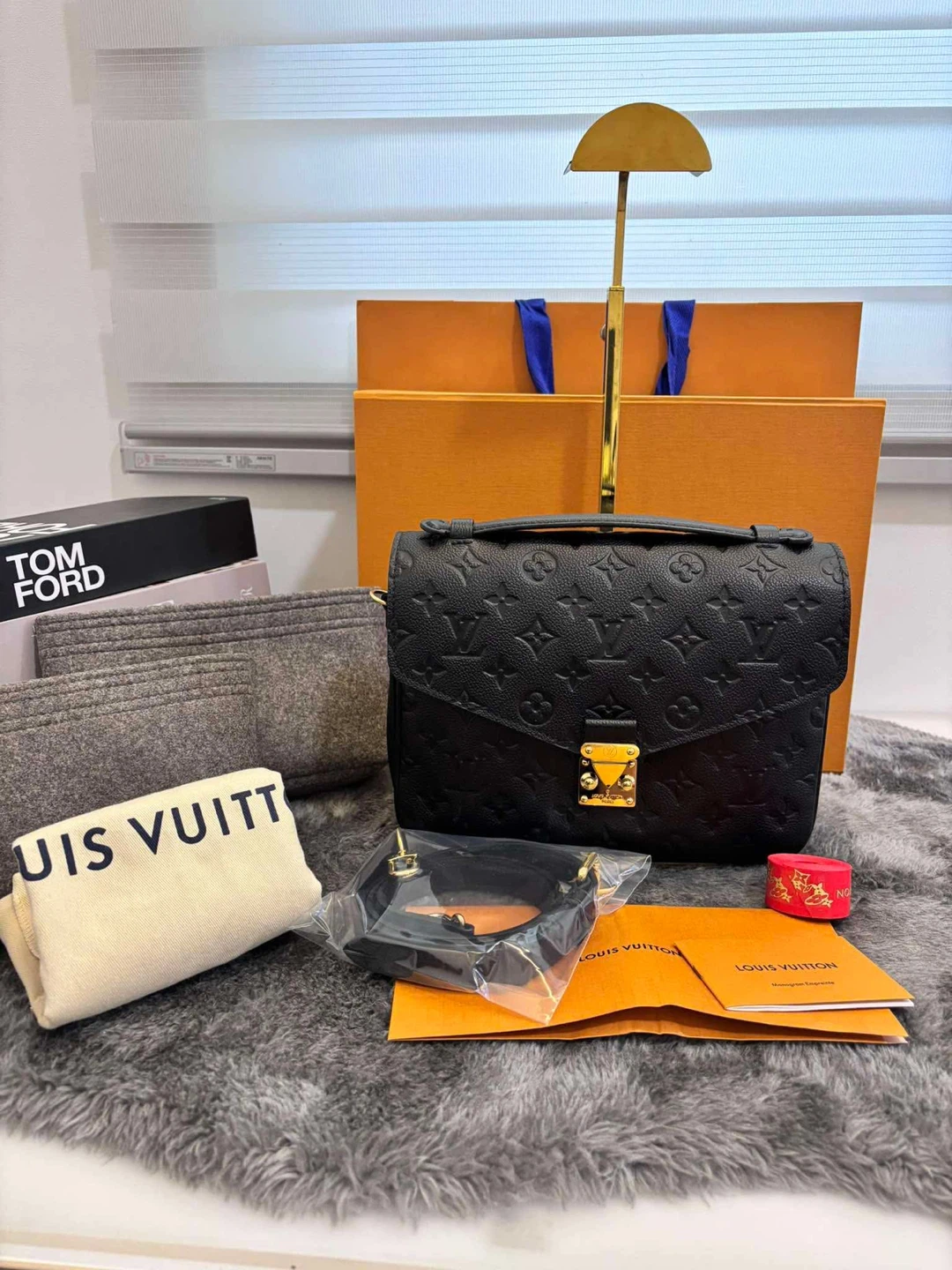 Louis Vuitton Monogram Empreinte Bag