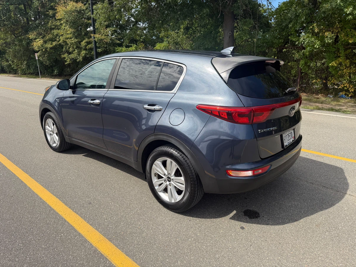 Kia Sportage SUV 2017 - photo 3