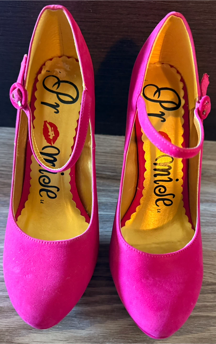 BRAND NEW w Box • Gorgeous Velour Styled PROMISE U Heels - photo 3