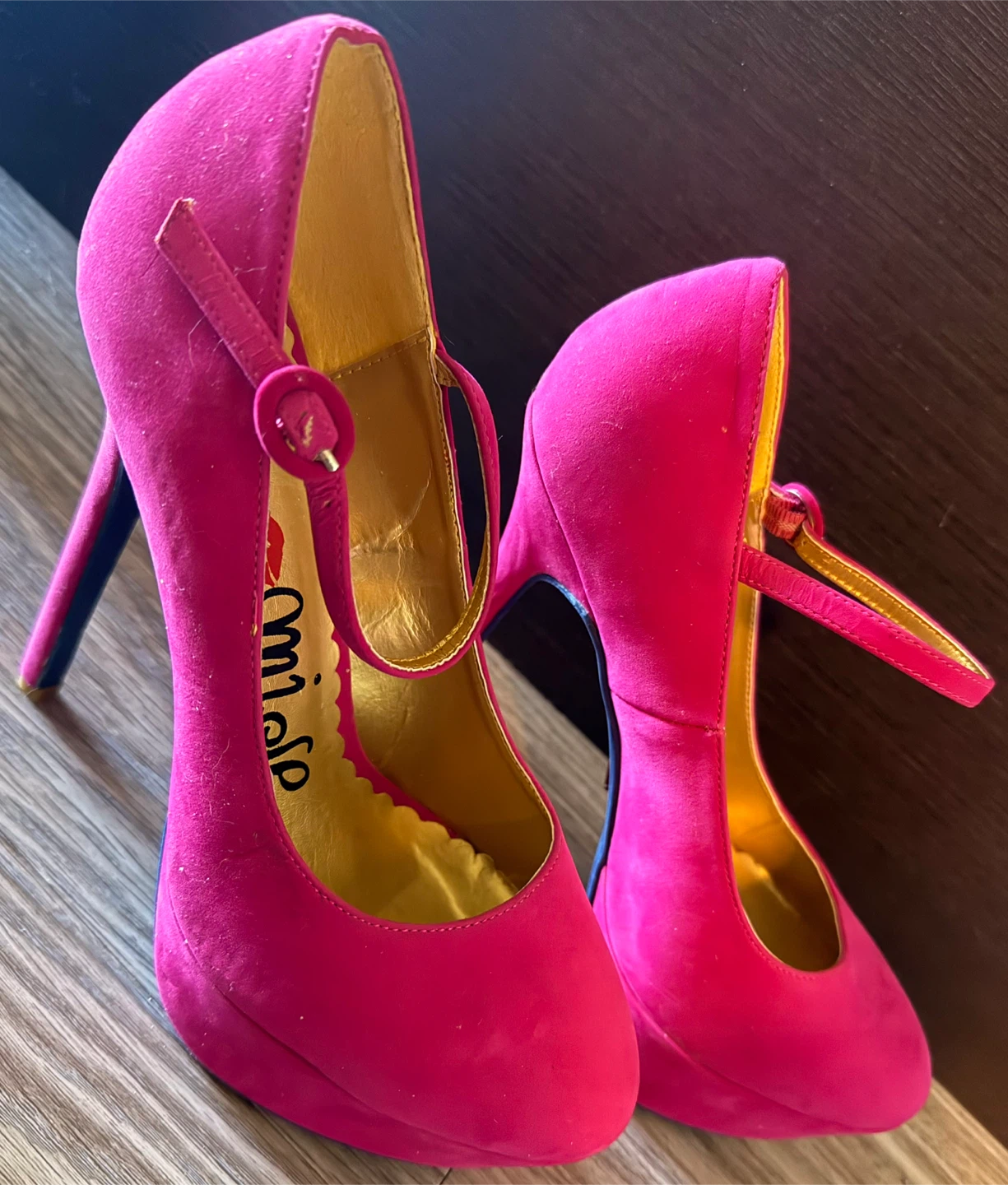 BRAND NEW w Box • Gorgeous Velour Styled PROMISE U Heels - photo 4