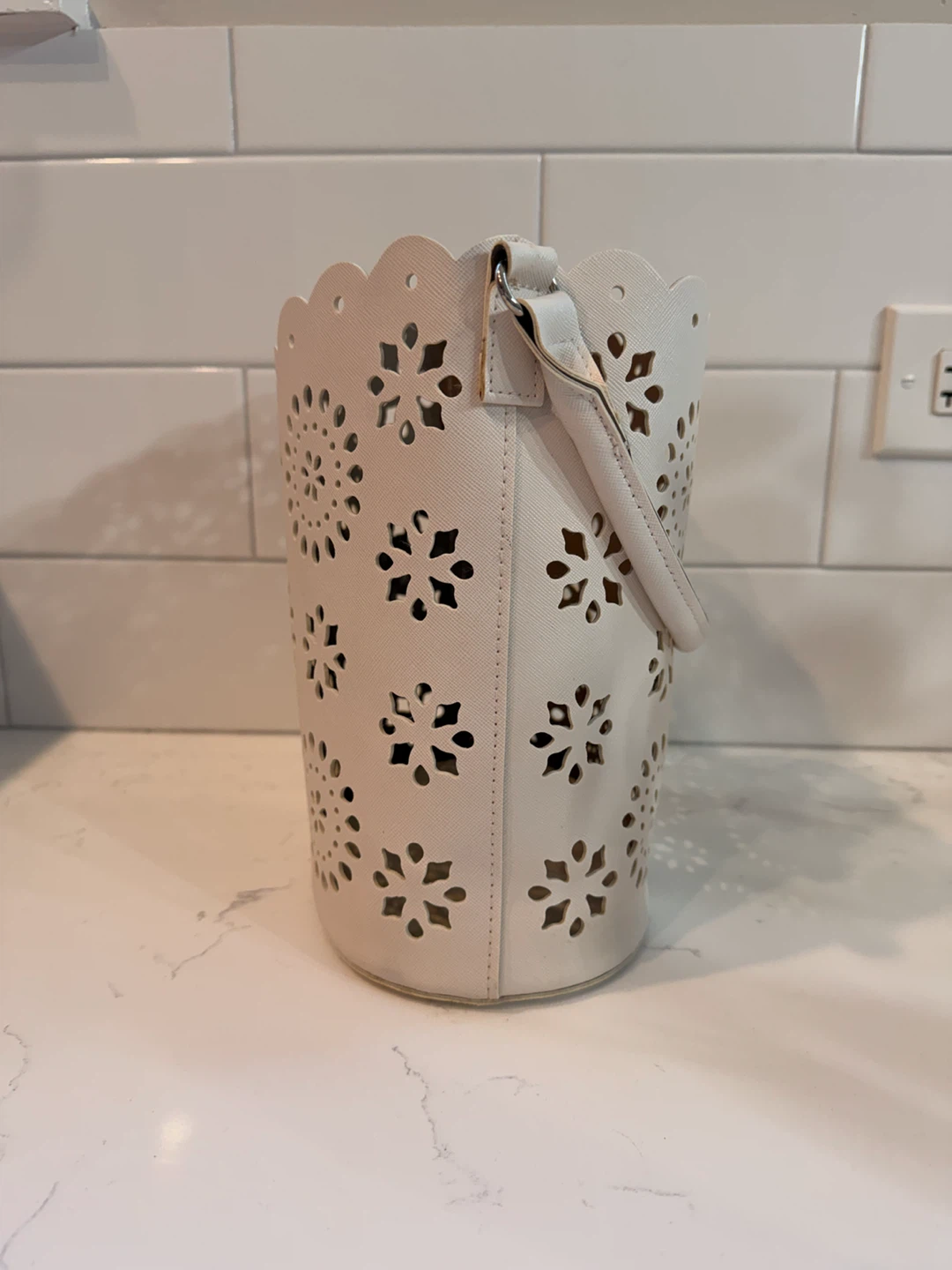 White Laser-Cut Bucket Bag - photo 3