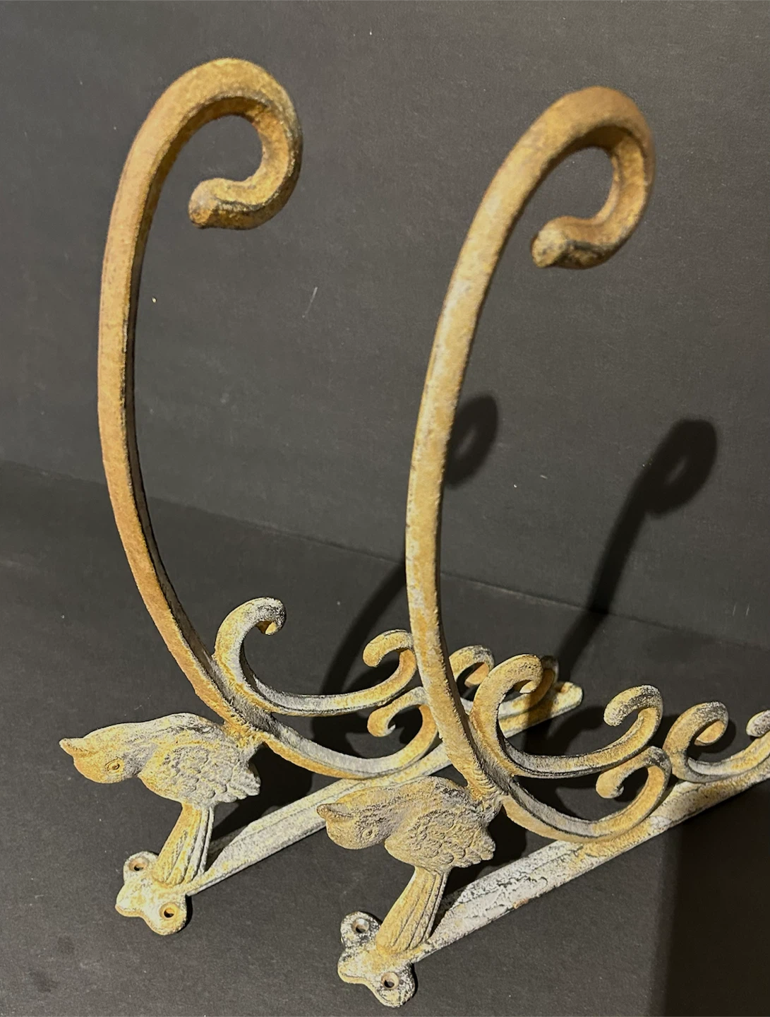 Cast Iron Bird Decorative hanging basket bracket - photo 2