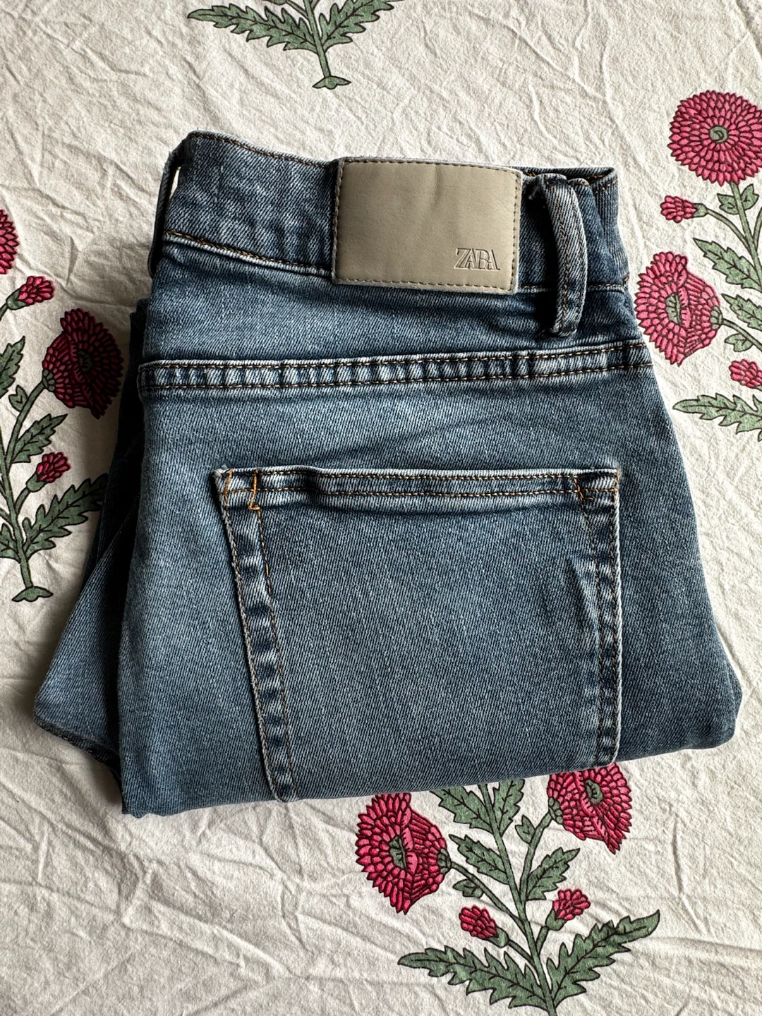 Zara Jeans