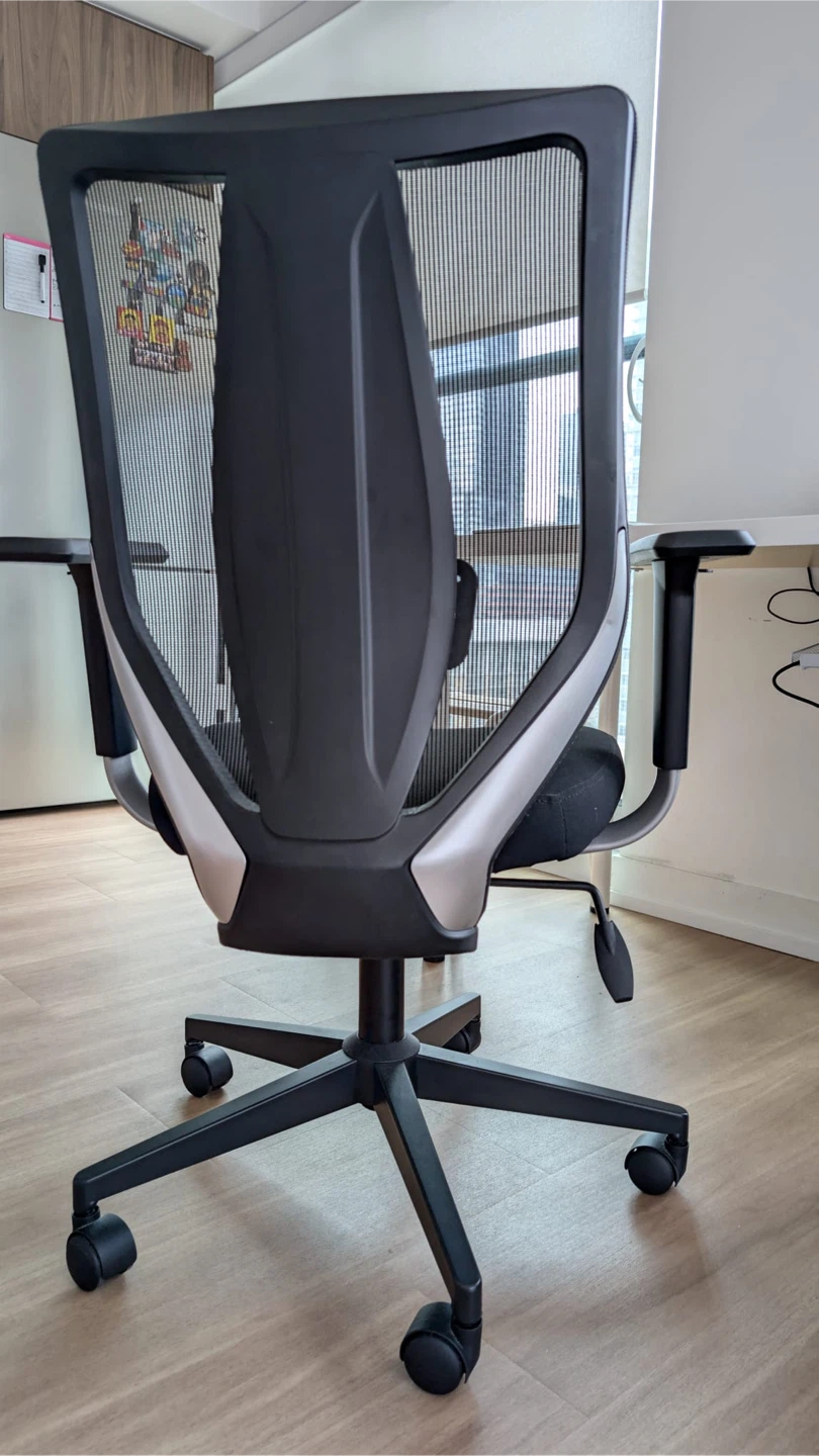 Ergonomic Mesh Office Chair - Adjustable Seat & Armrests - photo 5