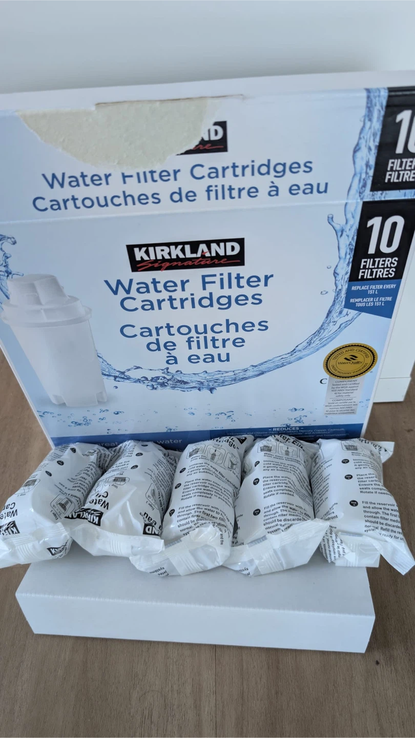 Kirkland Signature Water Filter Pitcher and 5 Cartridges - photo 2