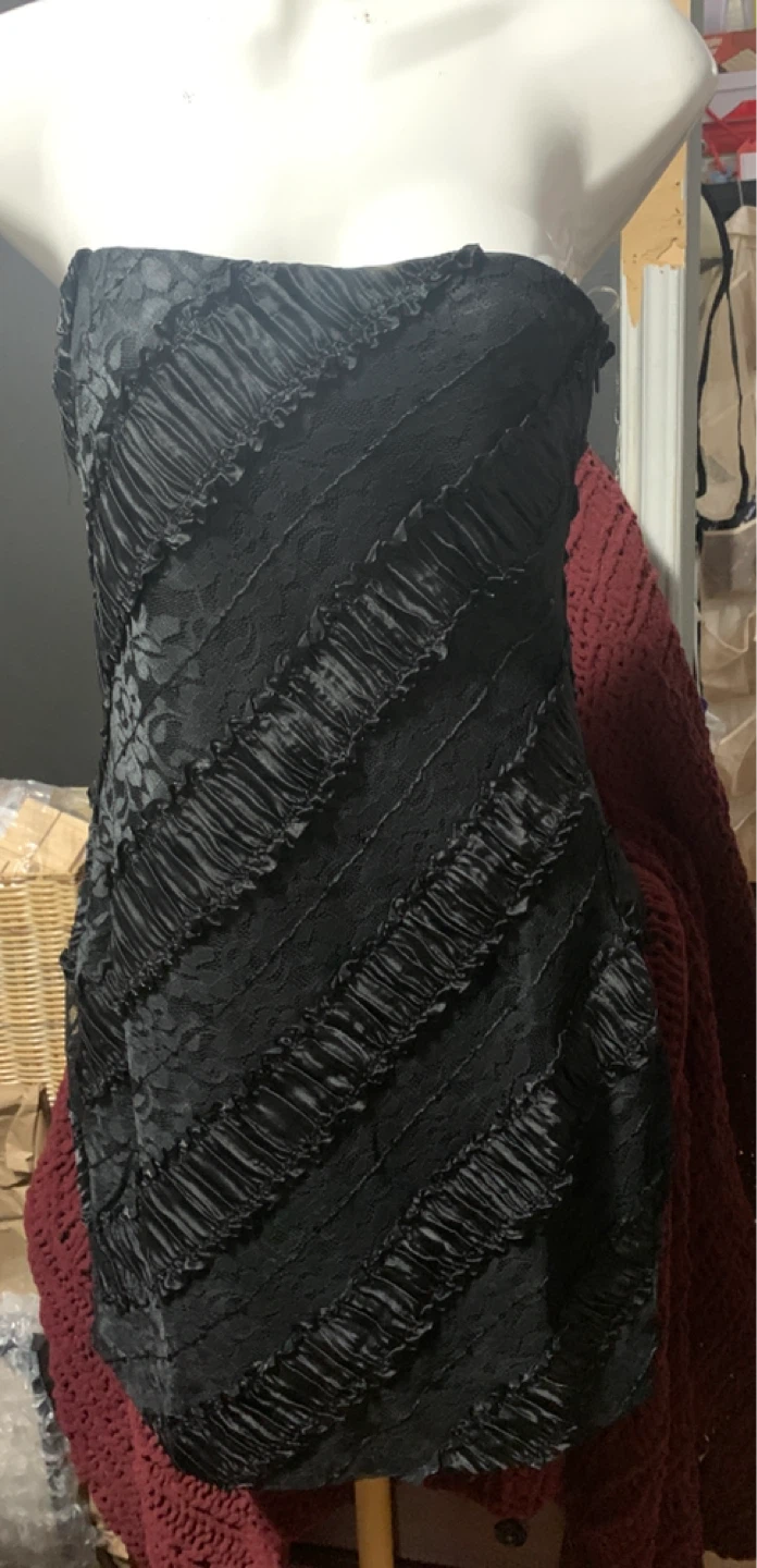 Nikibiki Strapless Black Lace Dress
