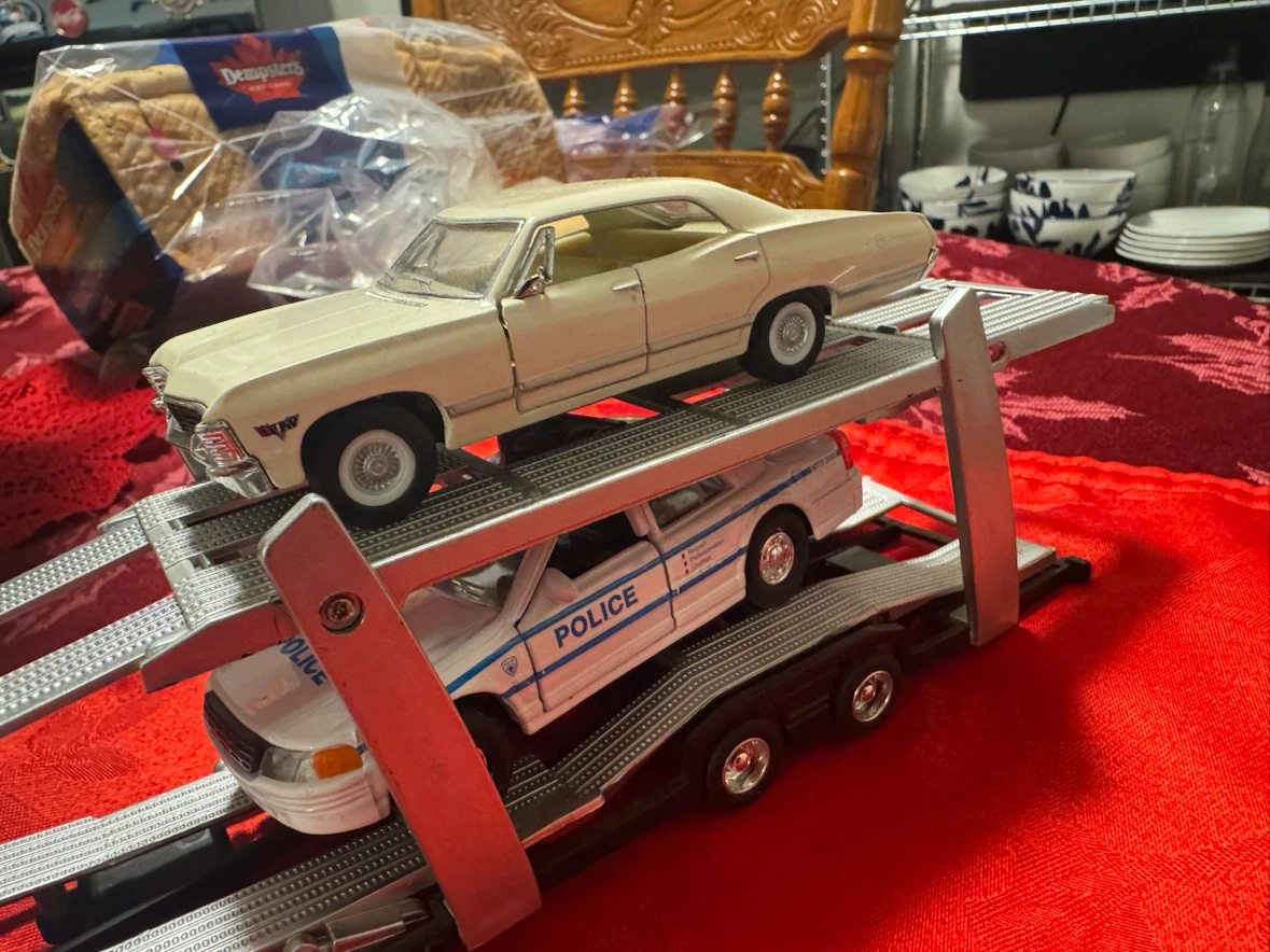 Diecast Semi Trucks $20 each - photo 4