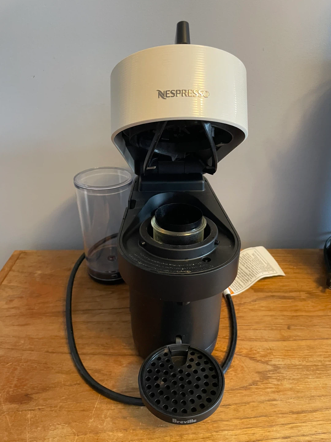 White Nespresso Vertuo Coffee Machine - photo 3