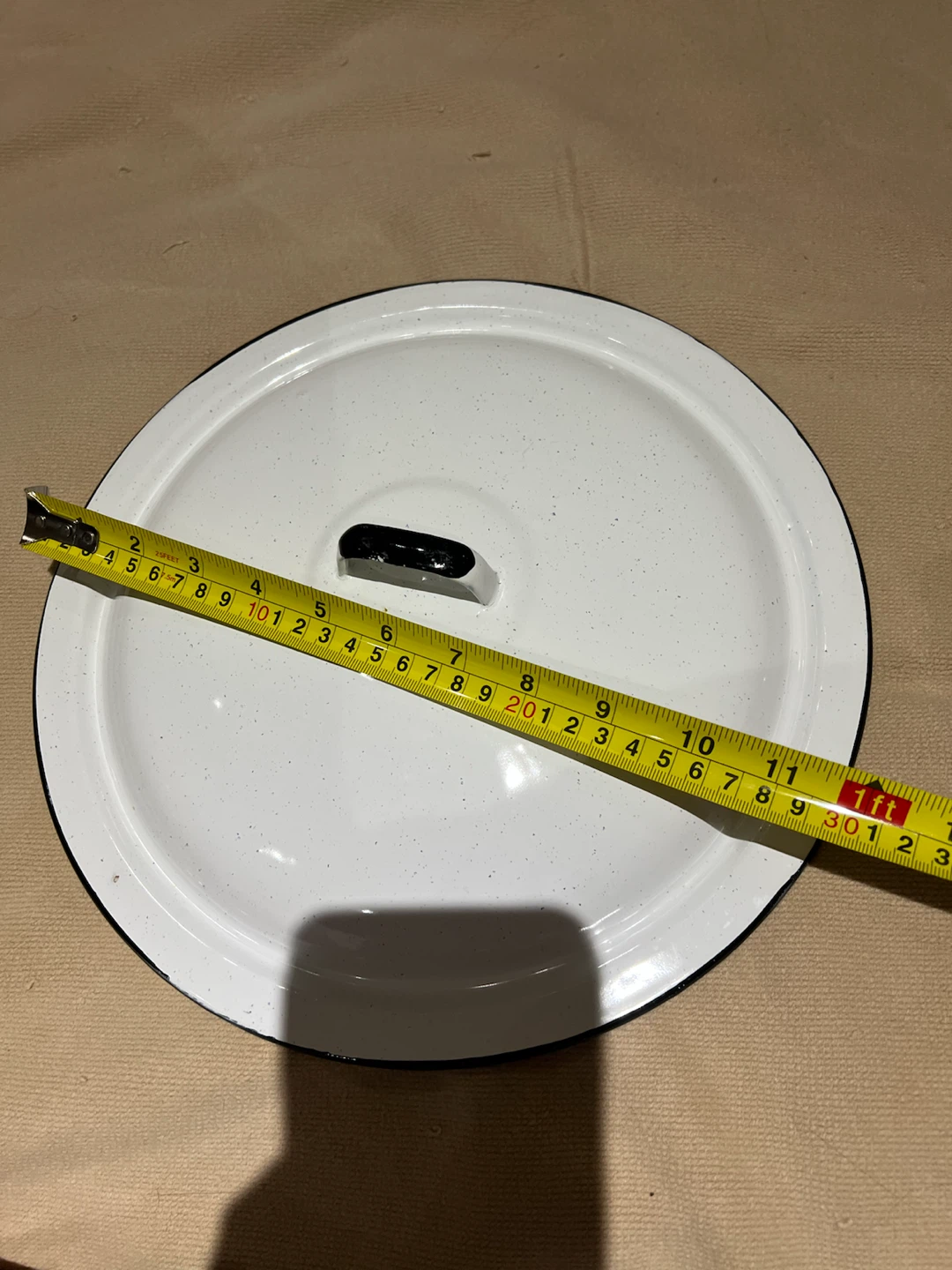 White Enamel Pot Lid - photo 2