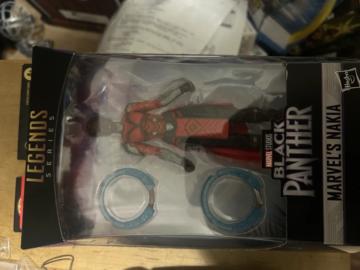 Hasbro Marvel Legends Shuri and Nakia Action Figures - photo 2