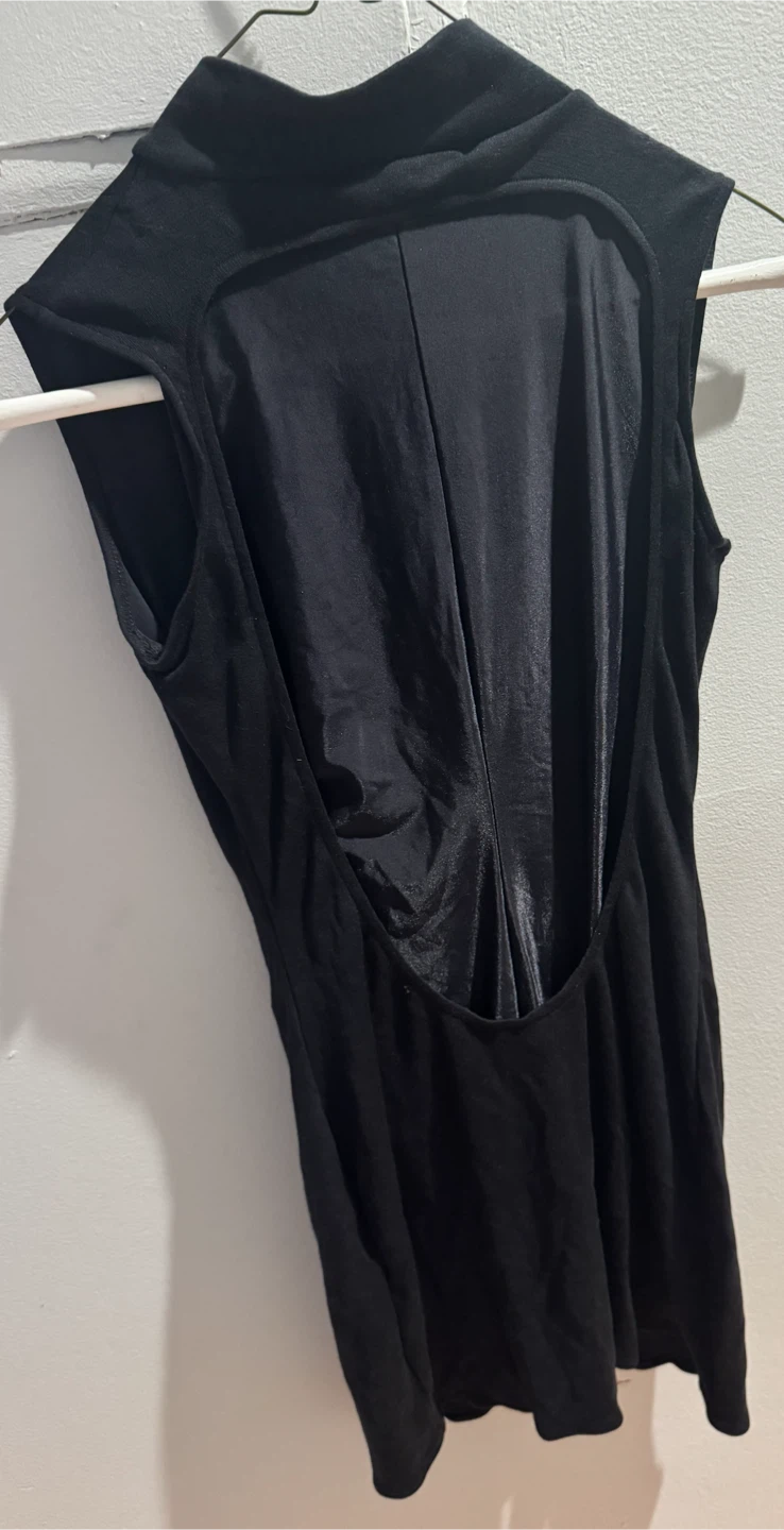 BUCI New York City Black Mock Neck Top - photo 4