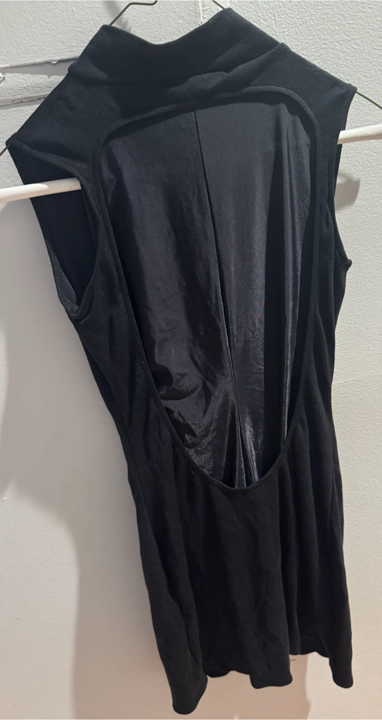 BUCI New York City Black Mock Neck Top - photo 5
