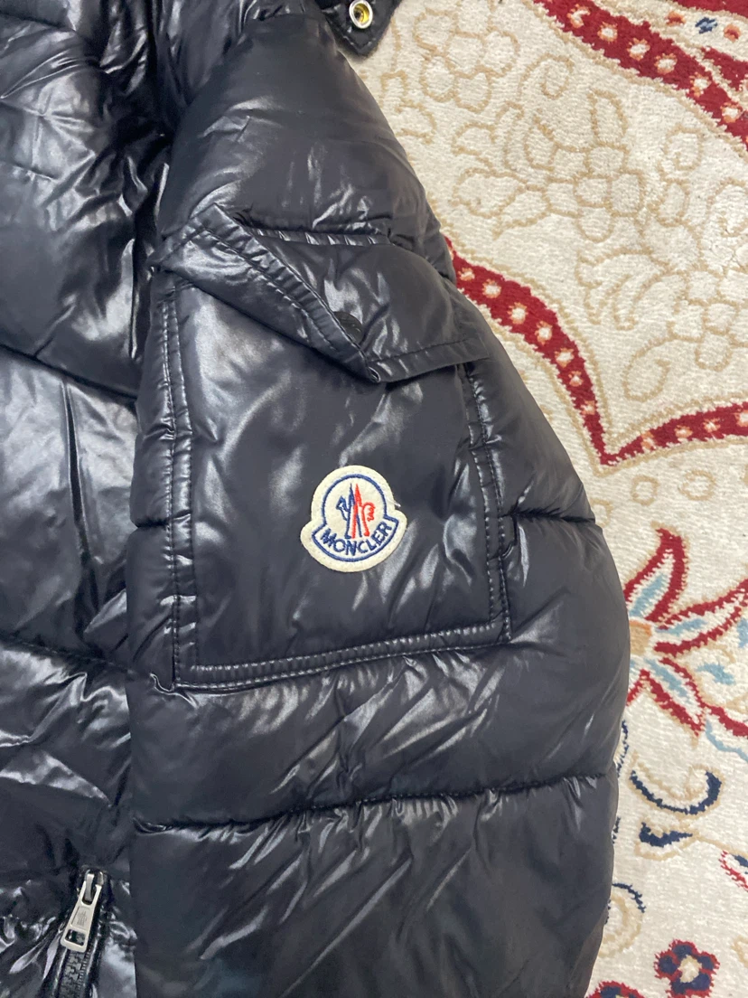 Moncler Puffer Jacket Black - photo 2
