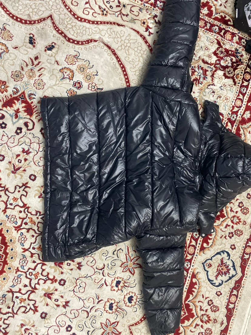 Moncler Puffer Jacket Black - photo 4