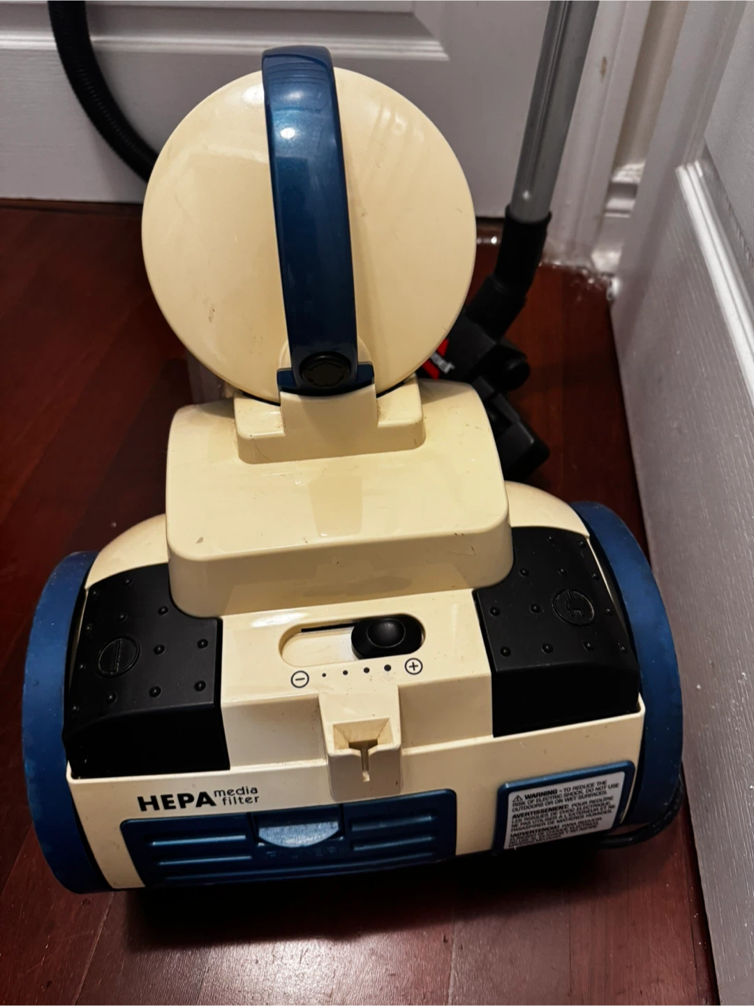 Bissell CleanView Multi Cyclonic Canister Vacuum - photo 3