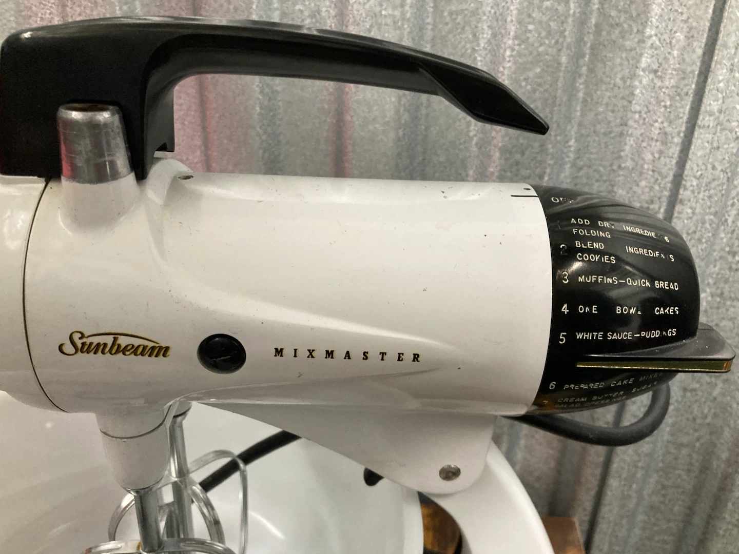 Vintage Sunbeam Mixmaster Stand Mixer - photo 2