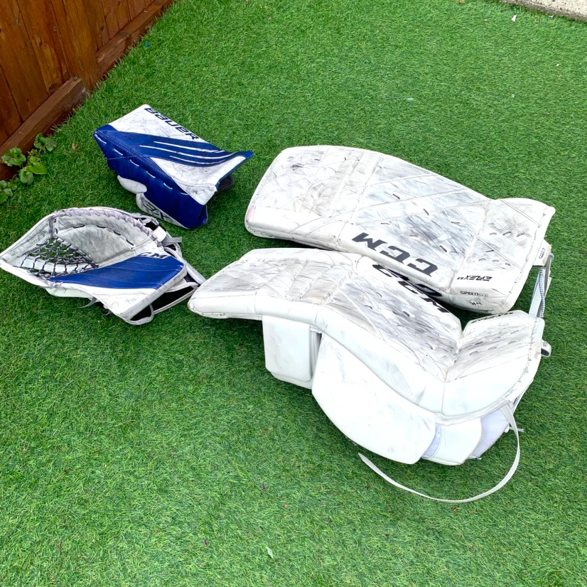 Adult Hockey Goalie Pads Leg Pads Catch Glove Blocker Goalie Set - photo 2