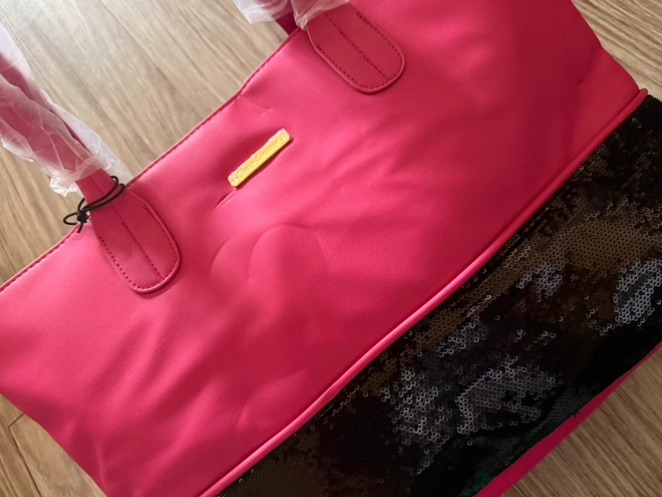 BRAND NEW • Large Sequenced JUICY COUTURE Tote • Hot Pink - photo 3