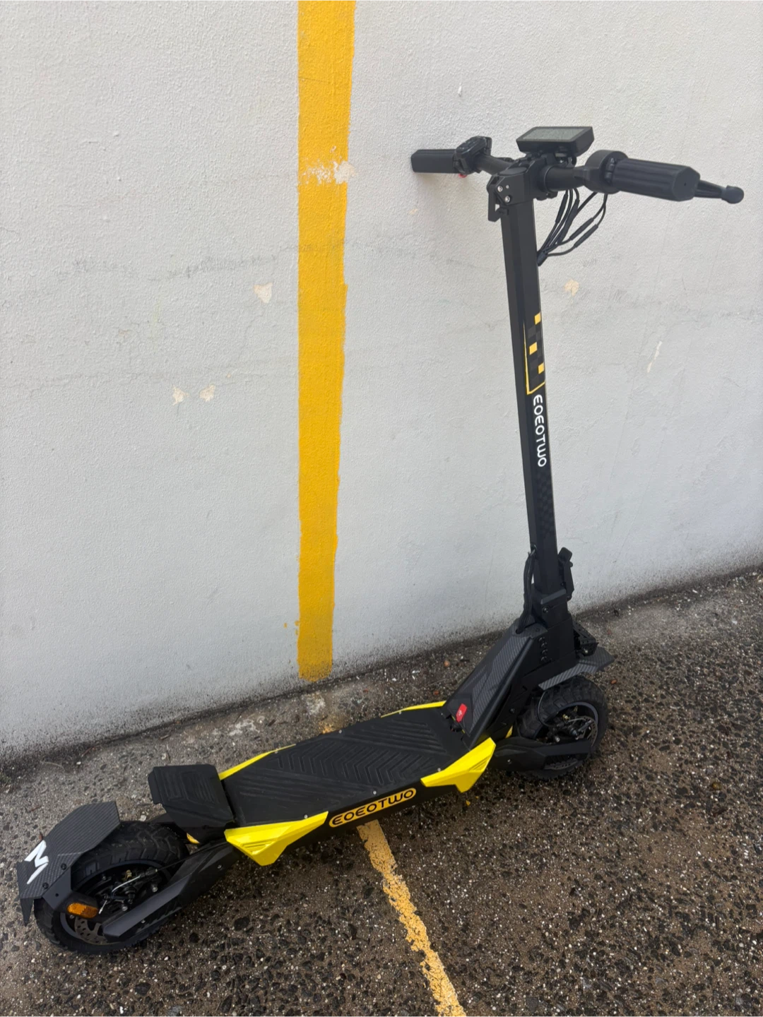 EOEOTWO Electric Scooter