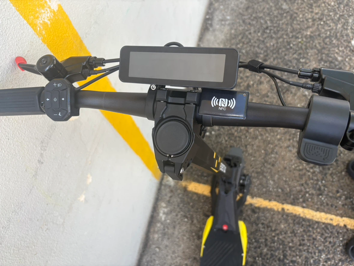 EOEOTWO Electric Scooter - photo 4