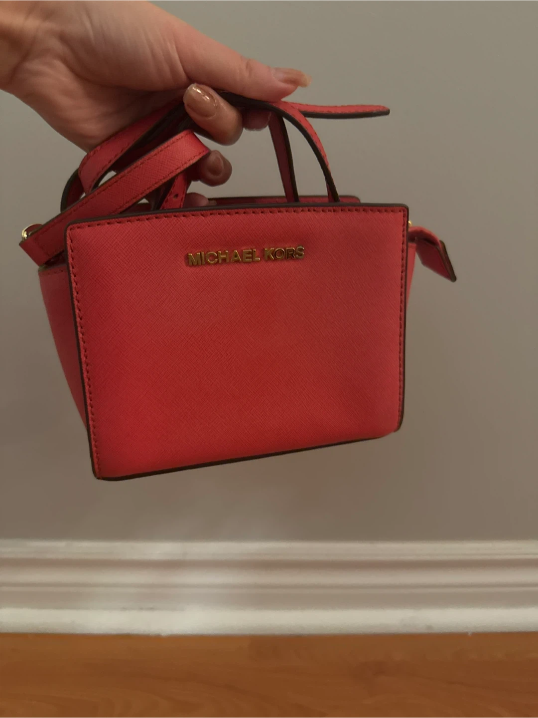 Michael Kors Mini Crossbody Bag - photo 2