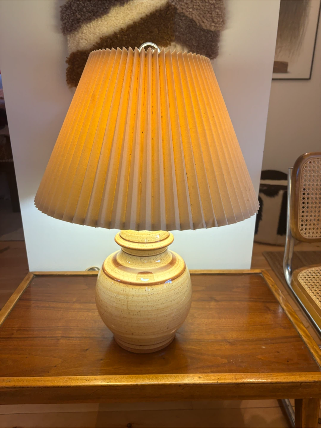 Vintage Stoneware Table Lamp with Bird Motif - photo 5